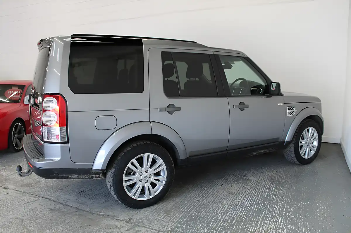 Used 2012 Land Rover Discovery 4 Xs Grey - Interior and Exterior details 8