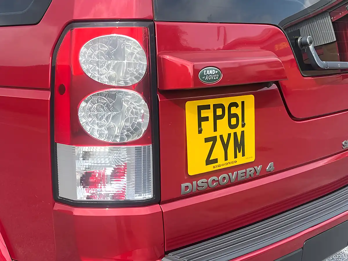 Used 2012 Land Rover Discovery Xs Firenze Red - Interior and Exterior details 13