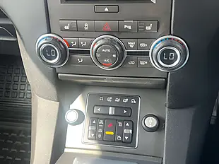 Used 2012 Land Rover Discovery Xs Firenze Red - Interior and Exterior details 18