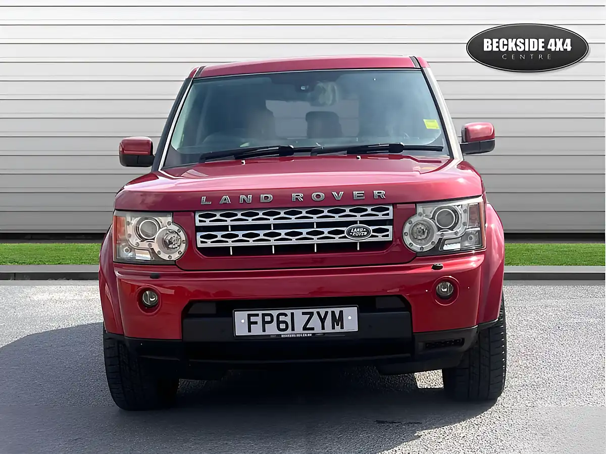 Used 2012 Land Rover Discovery Xs Firenze Red - Interior and Exterior details 7
