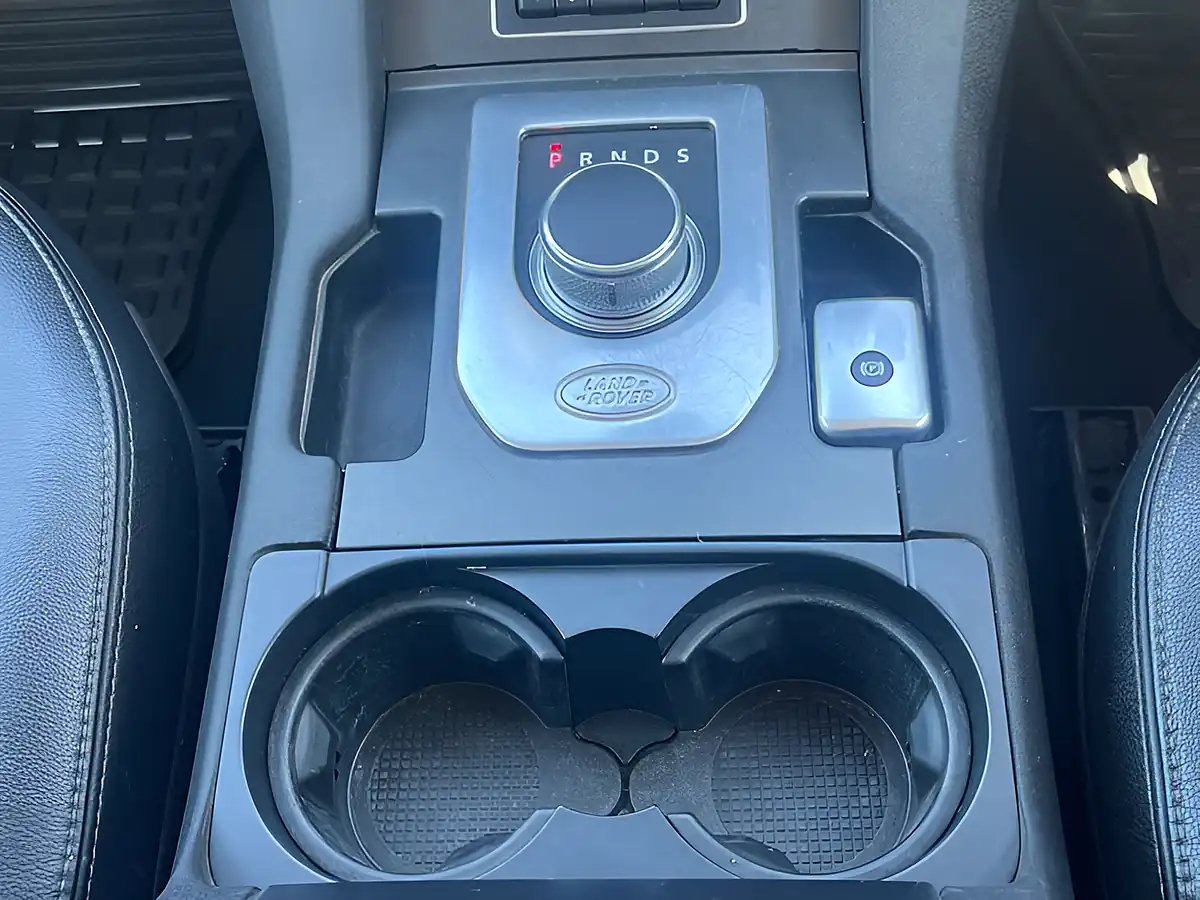 Used 2012 Land Rover Discovery Xs Silver - Interior and Exterior details 15