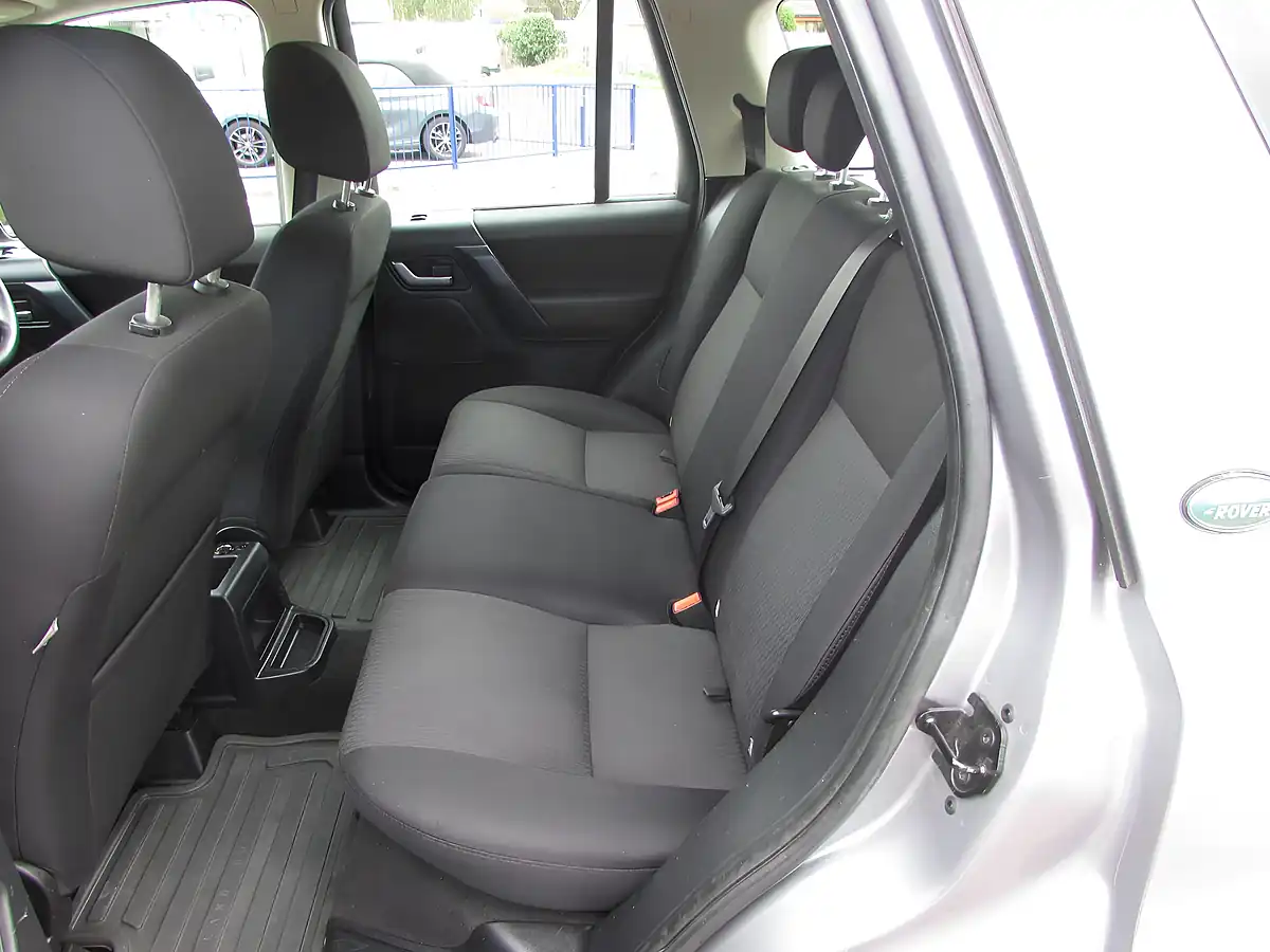 Used 2012 Land Rover Freelander 2 Gs Grey - Interior and Exterior details 10