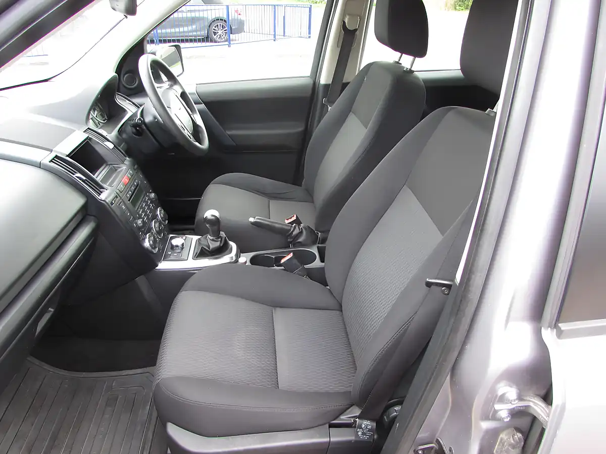 Used 2012 Land Rover Freelander 2 Gs Grey - Interior and Exterior details 9