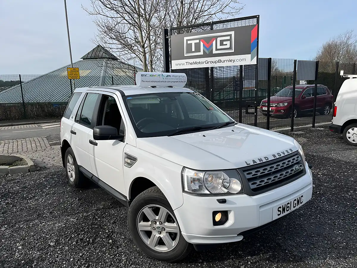 Used 2012 Land Rover Freelander 2 Gs White - Front View
