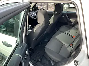 Used 2012 Land Rover Freelander 2 Gs White - Interior and Exterior details 14