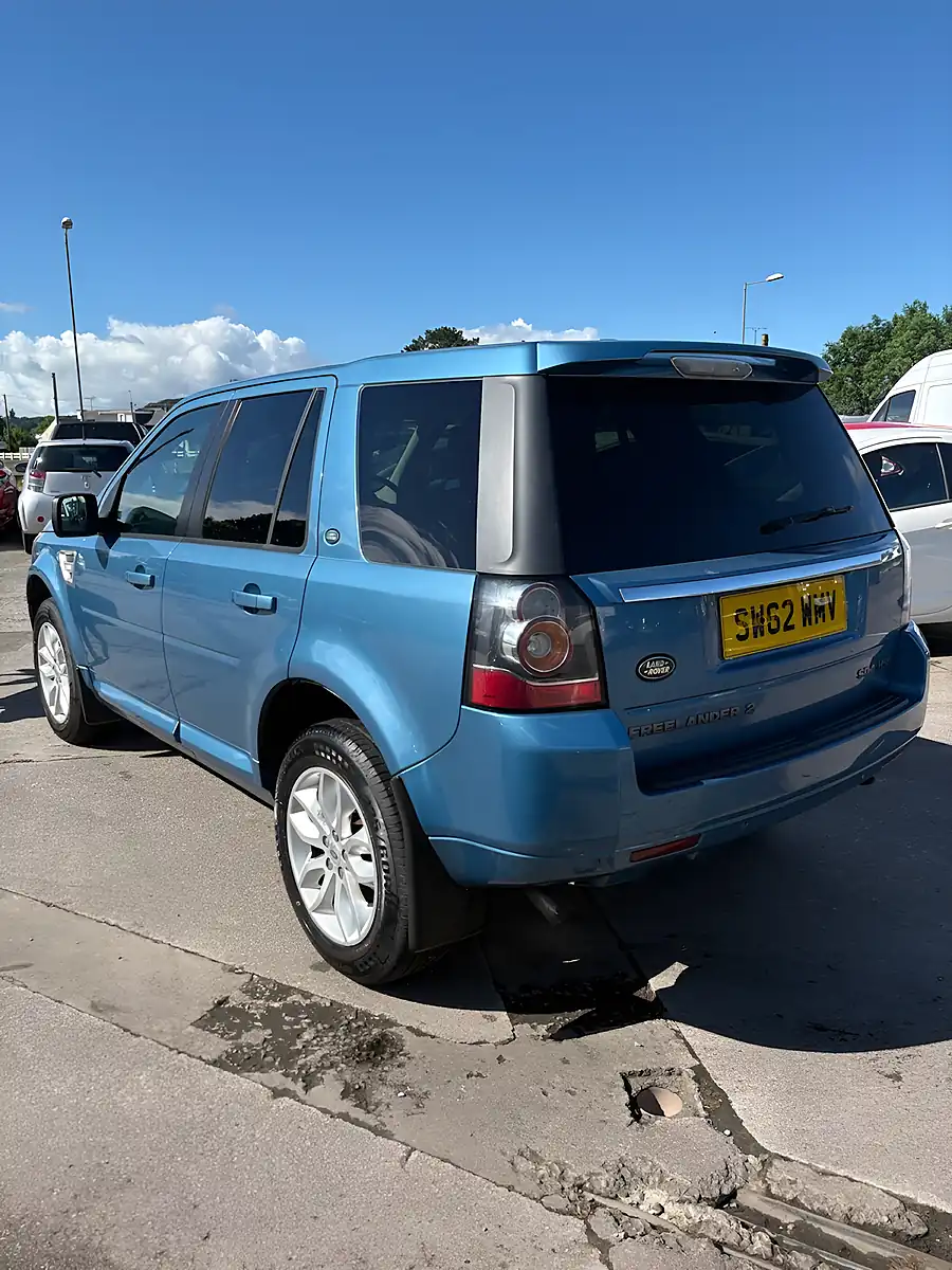 Used 2012 Land Rover Freelander 2 Hse Blue - Interior and Exterior details 3