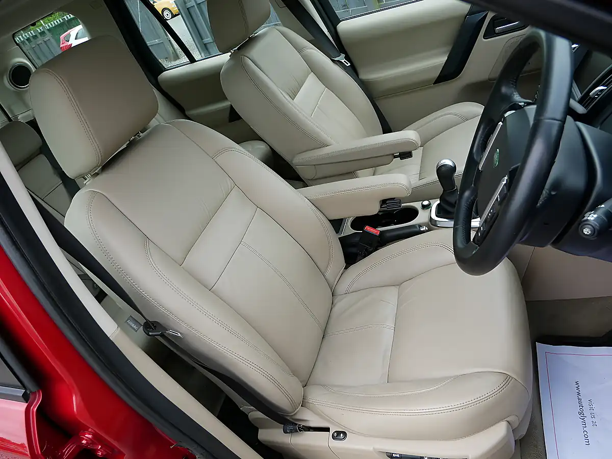 Used 2012 Land Rover Freelander 2 Hse Firenze Red Metallic - Interior and Exterior details 11