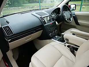 Used 2012 Land Rover Freelander 2 Hse Firenze Red Metallic - Interior and Exterior details 12