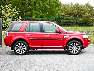 Used 2012 Land Rover Freelander 2 Hse Firenze Red Metallic - Interior and Exterior details 5