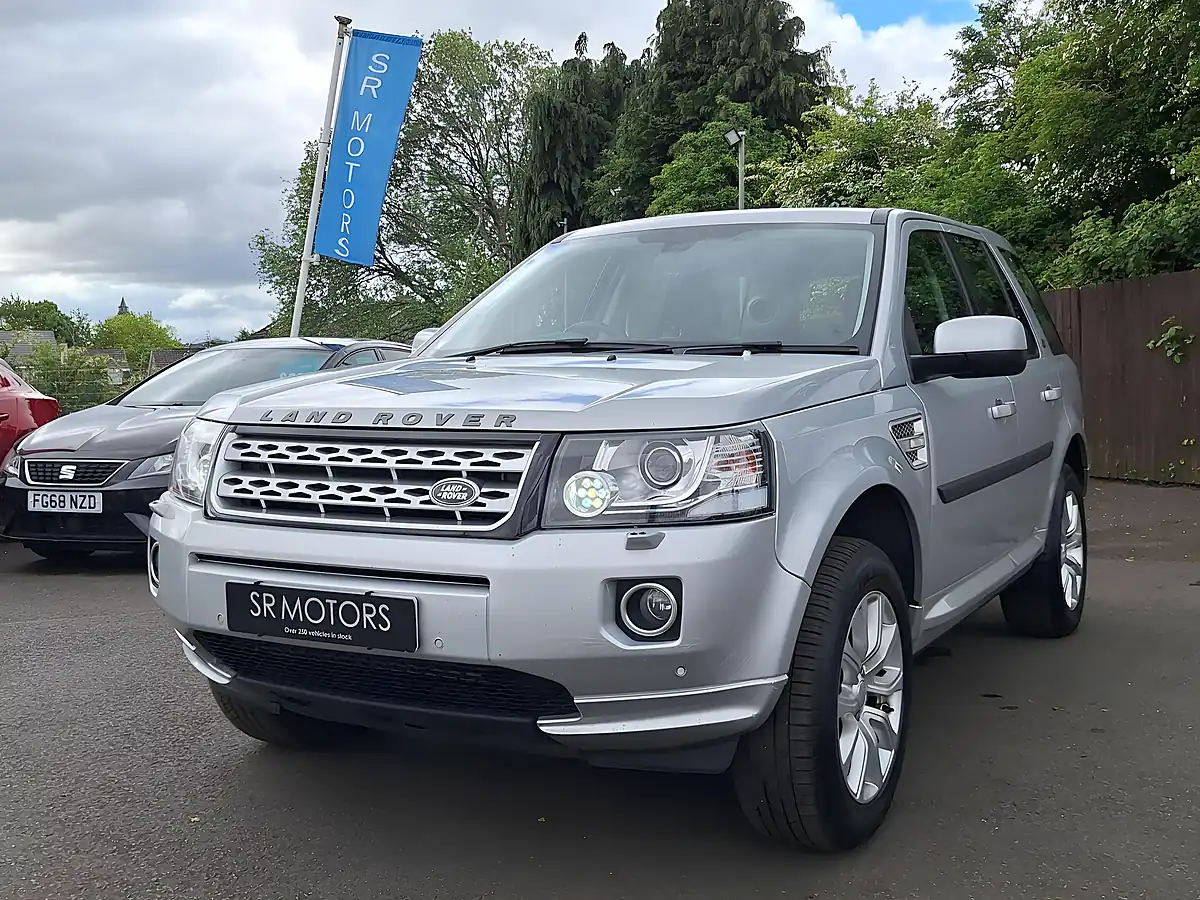 Used 2012 Land Rover Freelander 2 Hse Lux Silver - Interior and Exterior details 3