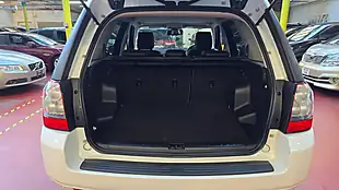 Used 2012 Land Rover Freelander 2 White - Interior and Exterior details 13
