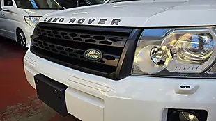 Used 2012 Land Rover Freelander 2 White - Interior and Exterior details 17