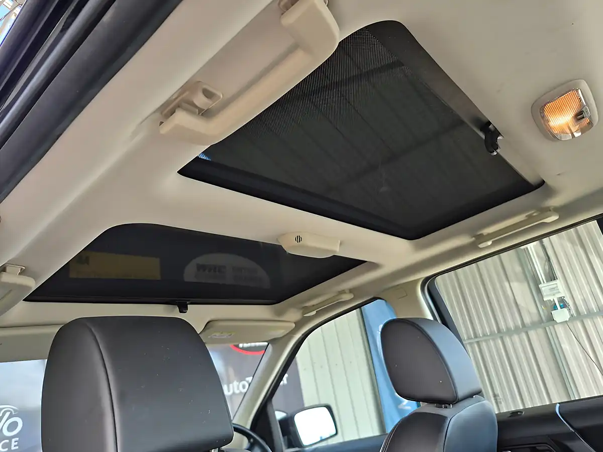 Used 2012 Land Rover Freelander 2 Xs Black - Interior and Exterior details 11