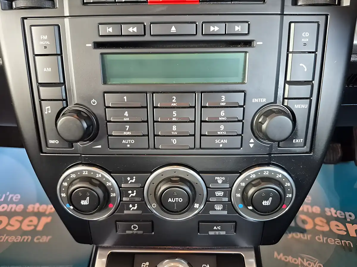 Used 2012 Land Rover Freelander 2 Xs Black - Interior and Exterior details 12