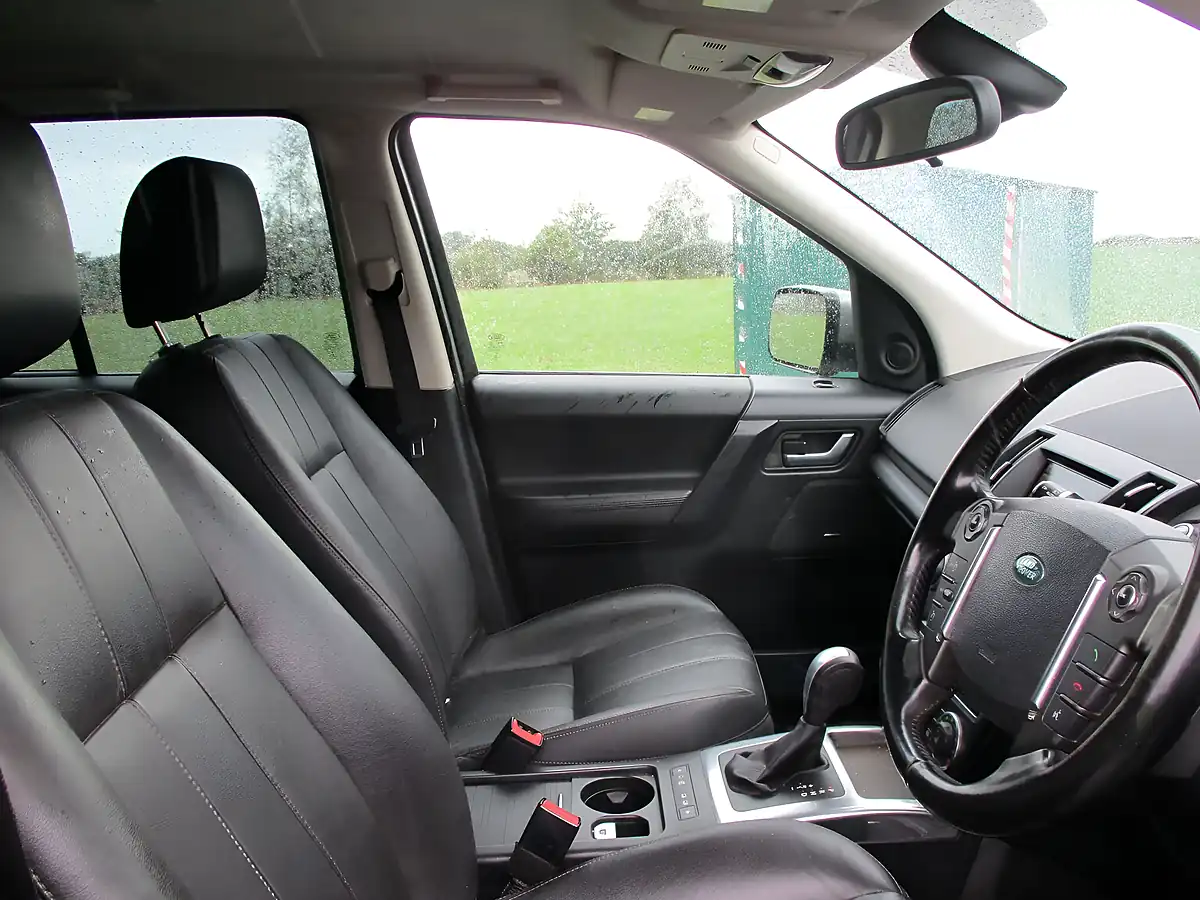 Used 2012 Land Rover Freelander 2 Xs Grey - Interior and Exterior details 10