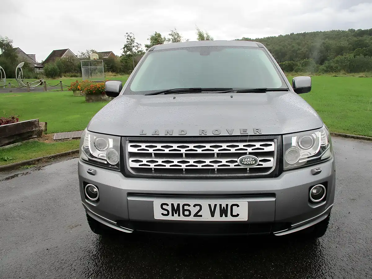 Used 2012 Land Rover Freelander 2 Xs Grey - Interior and Exterior details 2