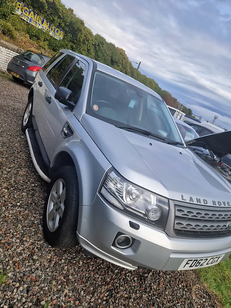 Used 2012 Land Rover Freelander Gs Silver - Interior and Exterior details 3