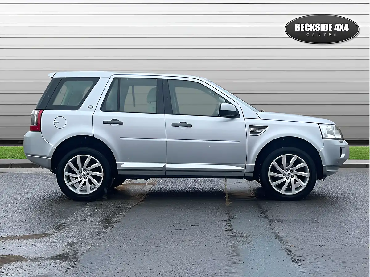 Used 2012 Land Rover Freelander Hse Silver - Interior and Exterior details 2