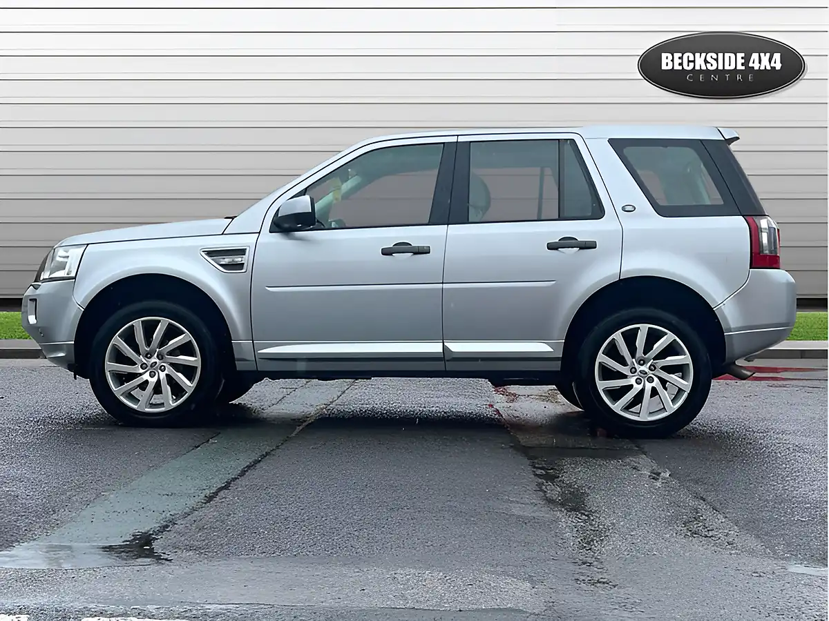 Used 2012 Land Rover Freelander Hse Silver - Interior and Exterior details 6
