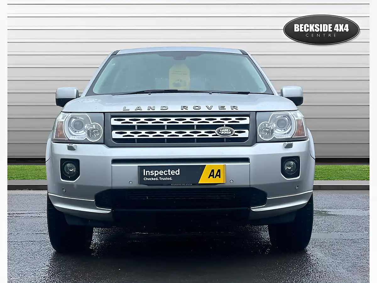 Used 2012 Land Rover Freelander Hse Silver - Interior and Exterior details 8
