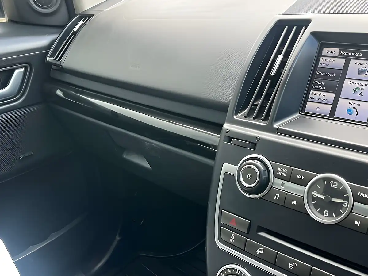 Used 2012 Land Rover Freelander Luxury Hse Black - Interior and Exterior details 11