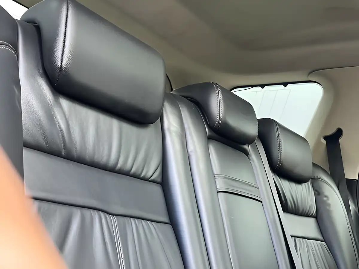 Used 2012 Land Rover Freelander Luxury Hse Black - Interior and Exterior details 13