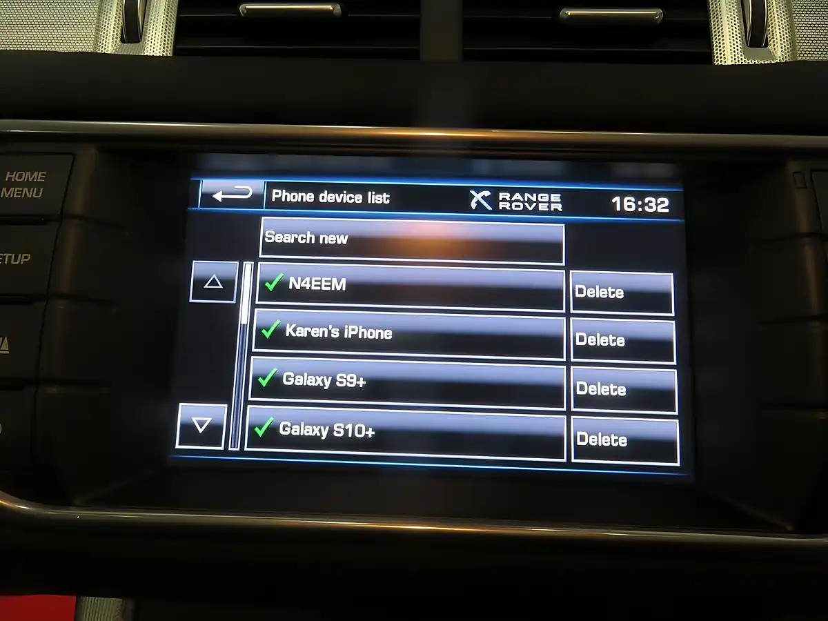 Used 2012 Land Rover Range Rover Evoque Dynamic Grey - Interior and Exterior details 14