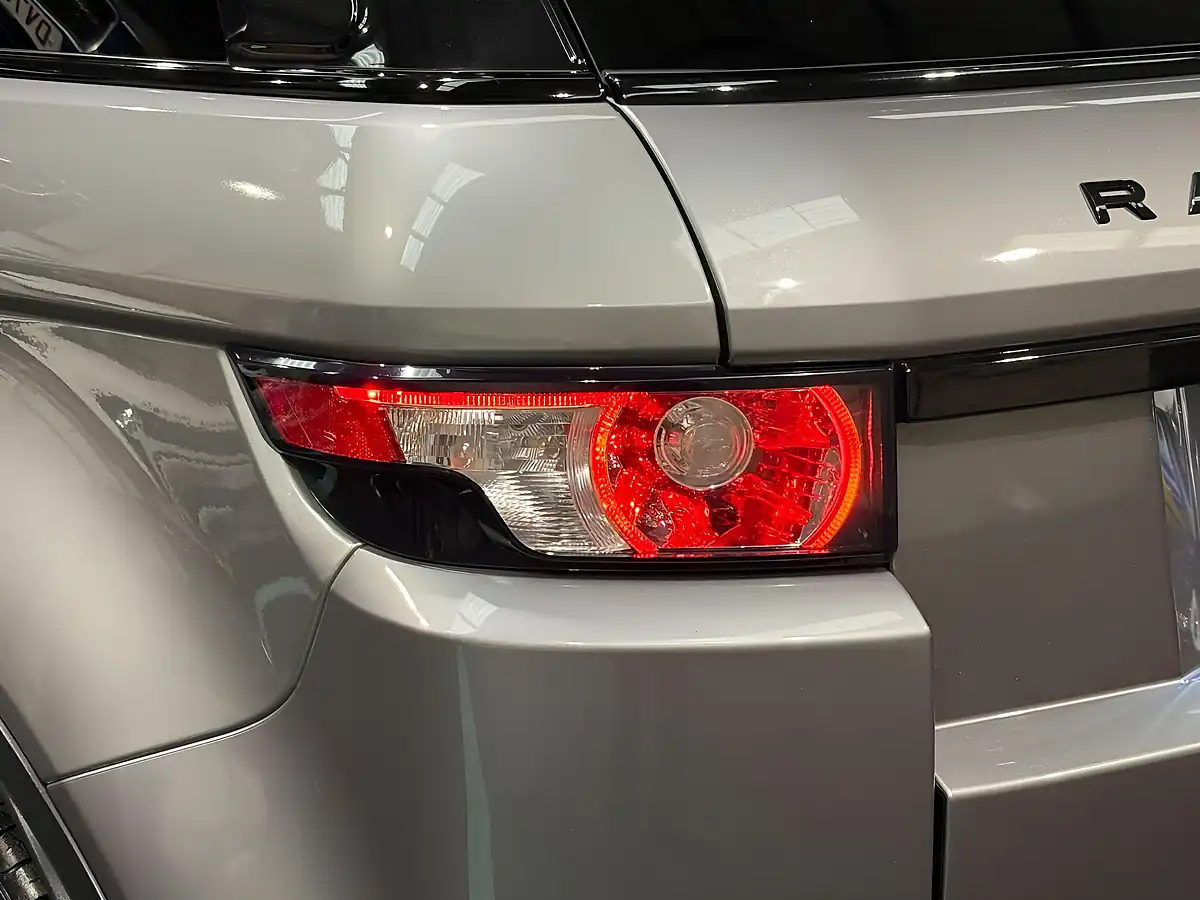 Used 2012 Land Rover Range Rover Evoque Dynamic Grey - Interior and Exterior details 11