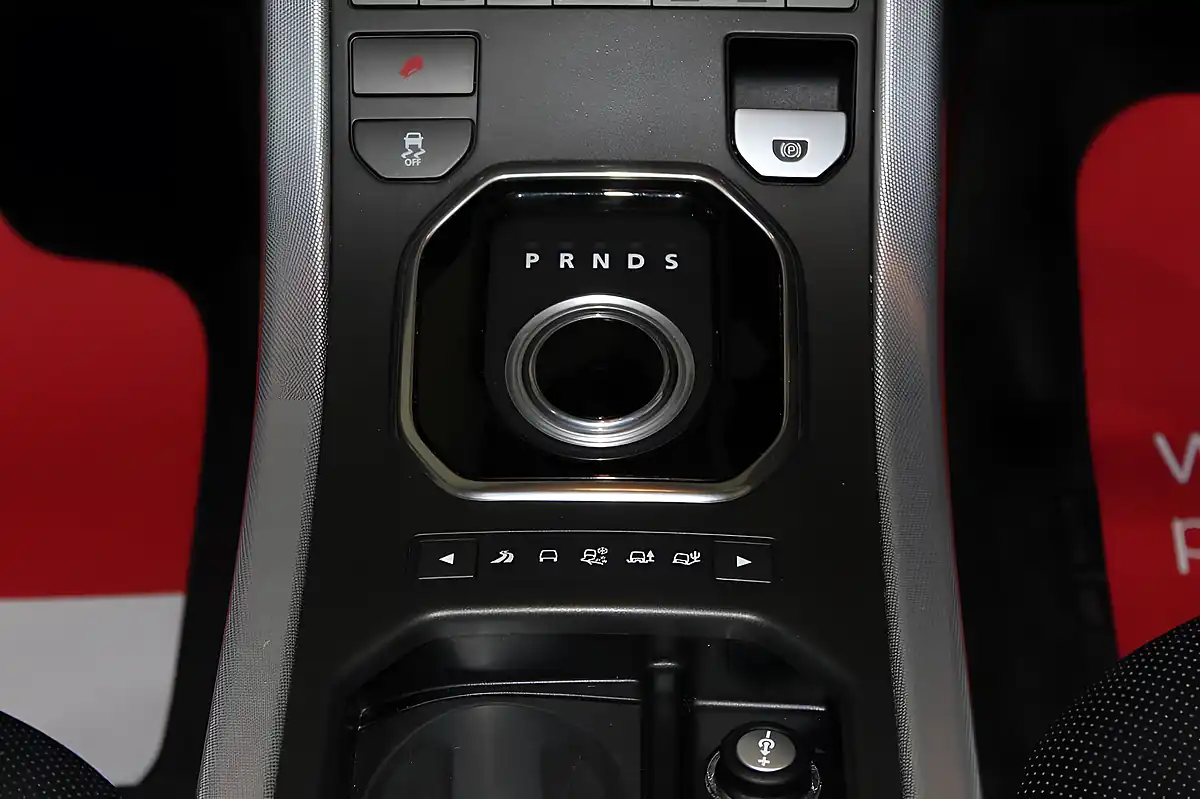 Used 2012 Land Rover Range Rover Evoque Dynamic Red - Interior and Exterior details 16