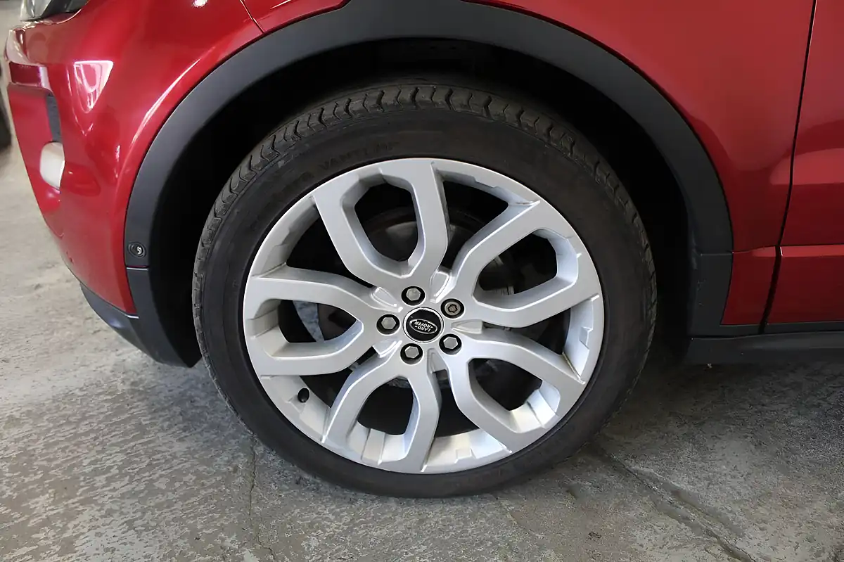 Used 2012 Land Rover Range Rover Evoque Dynamic Red - Interior and Exterior details 20