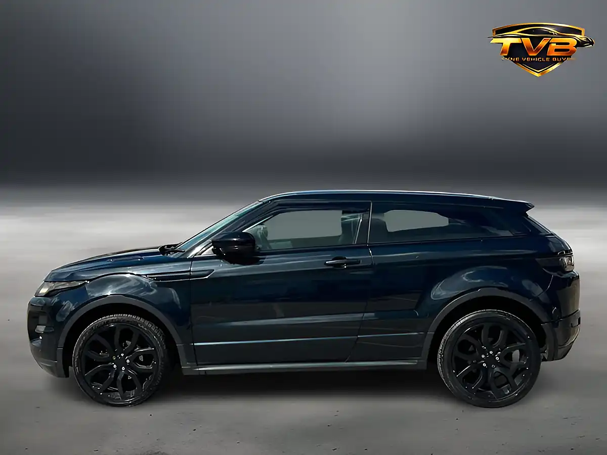 Used 2012 Land Rover Range Rover Evoque Dynamic Santorini Black - Interior and Exterior details 6