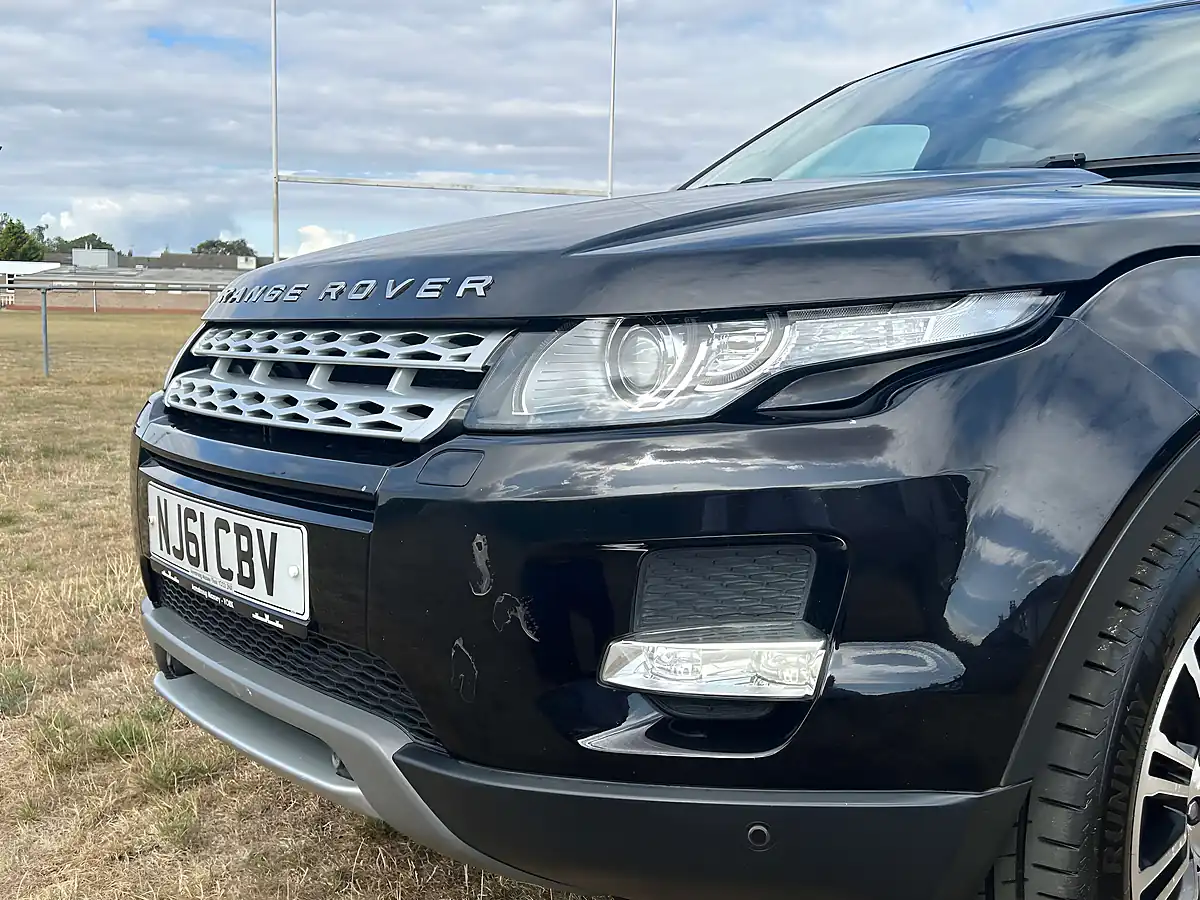 Used 2012 Land Rover Range Rover Evoque Prestige Black - Interior and Exterior details 10