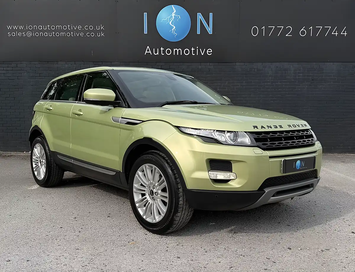 Used 2012 Land Rover Range Rover Evoque Prestige Colima Lime Met. - Interior and Exterior details 12
