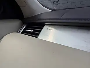 Used 2012 Land Rover Range Rover Evoque Prestige Colima Lime Met. - Interior and Exterior details 15