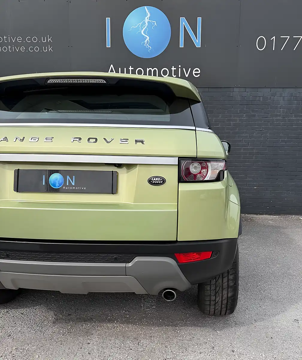 Used 2012 Land Rover Range Rover Evoque Prestige Colima Lime Met. - Interior and Exterior details 4