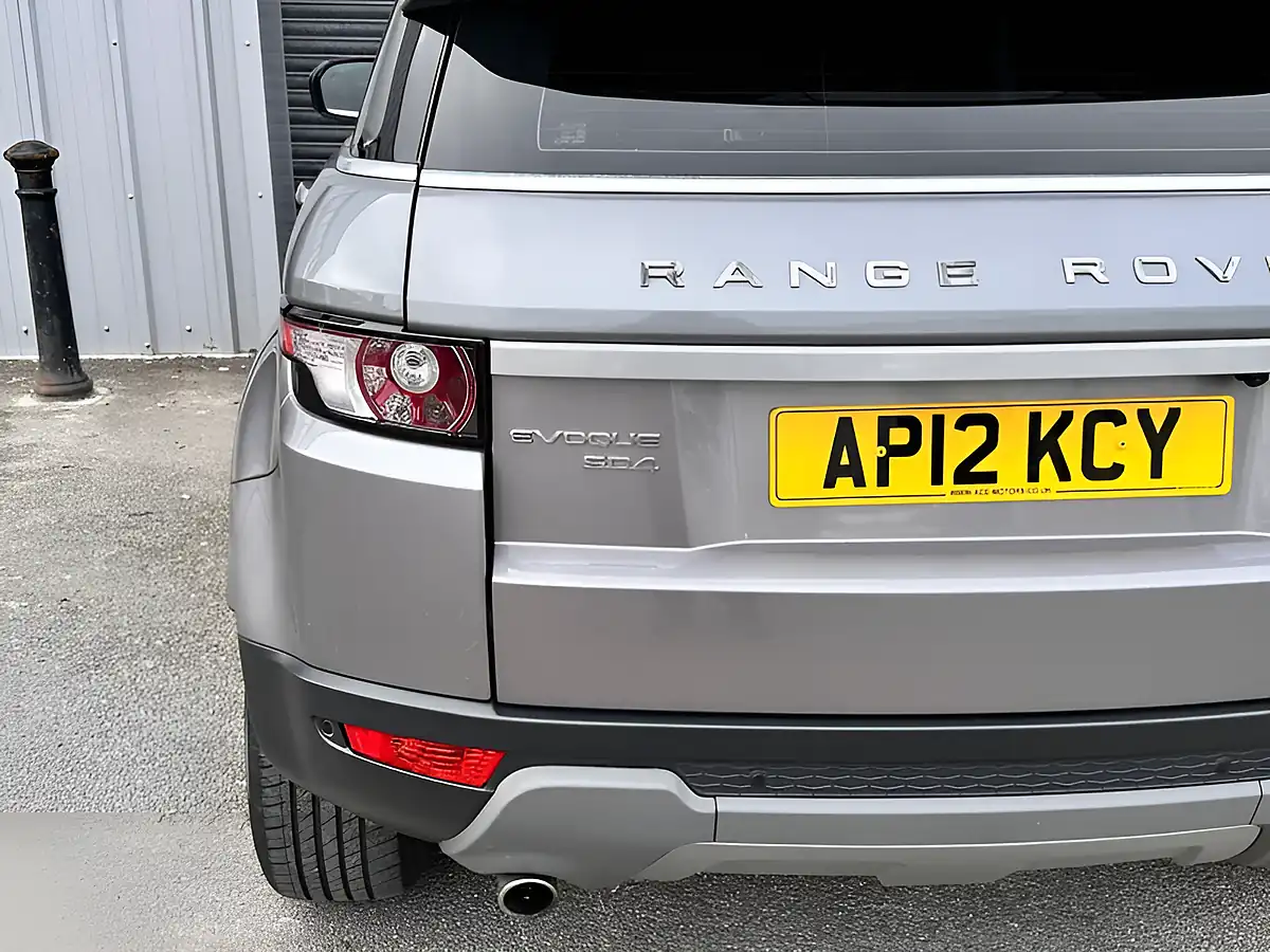Used 2012 Land Rover Range Rover Evoque Prestige Grey - Interior and Exterior details 17