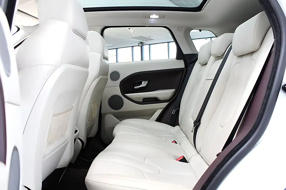 Used 2012 Land Rover Range Rover Evoque Prestige White - Interior and Exterior details 12