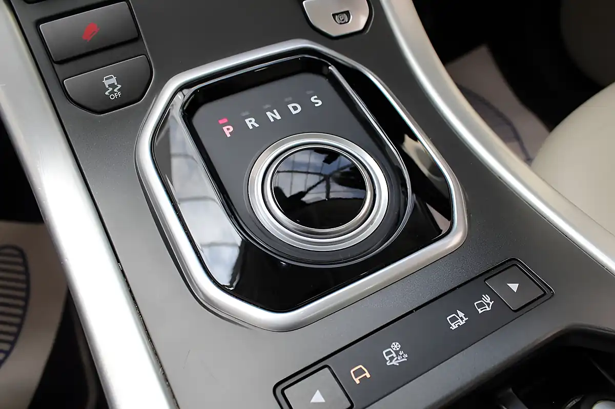 Used 2012 Land Rover Range Rover Evoque Prestige White - Interior and Exterior details 14