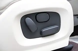 Used 2012 Land Rover Range Rover Evoque Prestige White - Interior and Exterior details 20