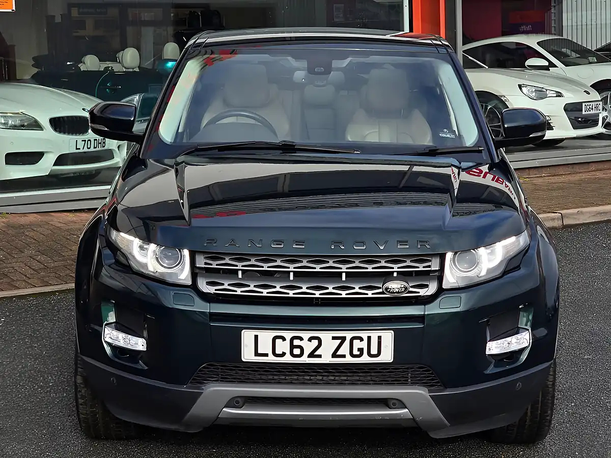 Used 2012 Land Rover Range Rover Evoque Pure Aintree Green - Interior and Exterior details 6
