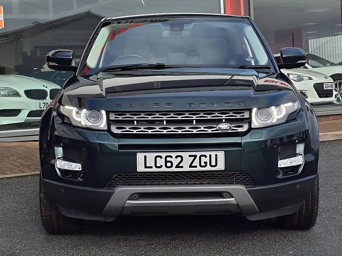 Used 2012 Land Rover Range Rover Evoque Pure Aintree Green - Interior and Exterior details 7