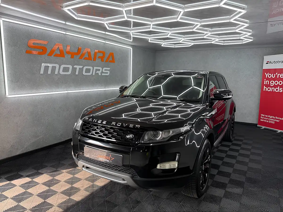 Used 2012 Land Rover Range Rover Evoque Pure Black - Interior and Exterior details 6
