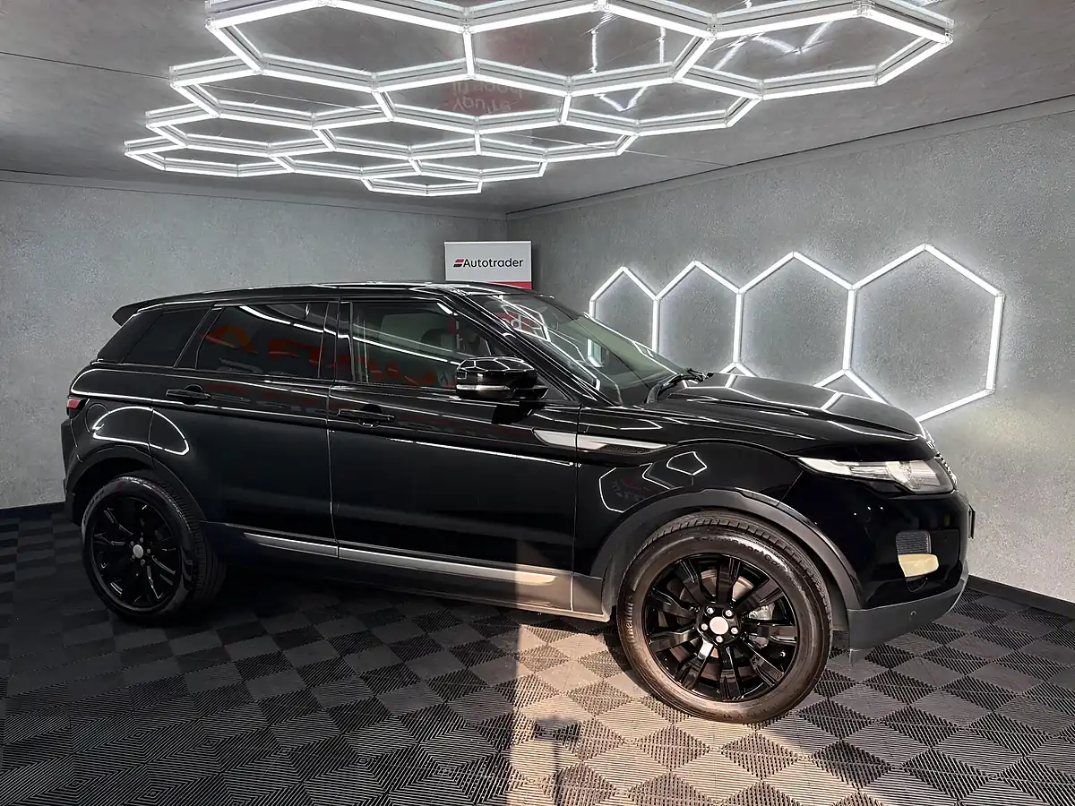Used 2012 Land Rover Range Rover Evoque Pure Black - Interior and Exterior details 9