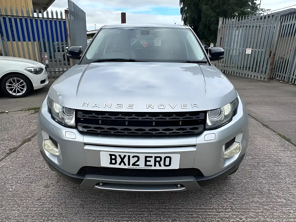 Used 2012 Land Rover Range Rover Evoque Pure Silver - Interior and Exterior details 13
