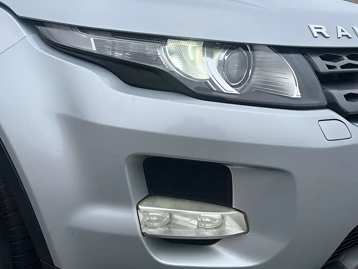 Used 2012 Land Rover Range Rover Evoque Pure Tech Indus Silver - Interior and Exterior details 12