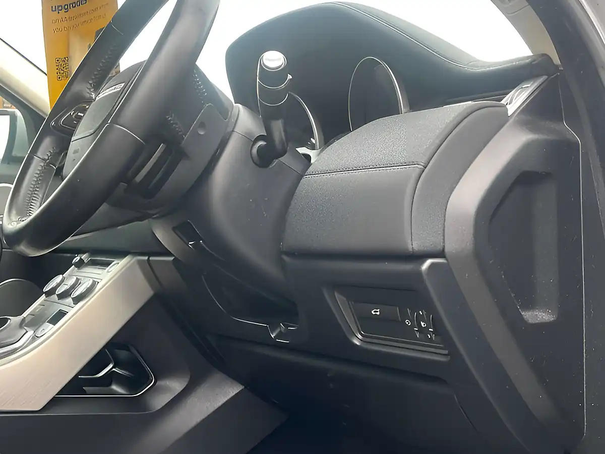 Used 2012 Land Rover Range Rover Evoque Pure Tech Indus Silver - Interior and Exterior details 13