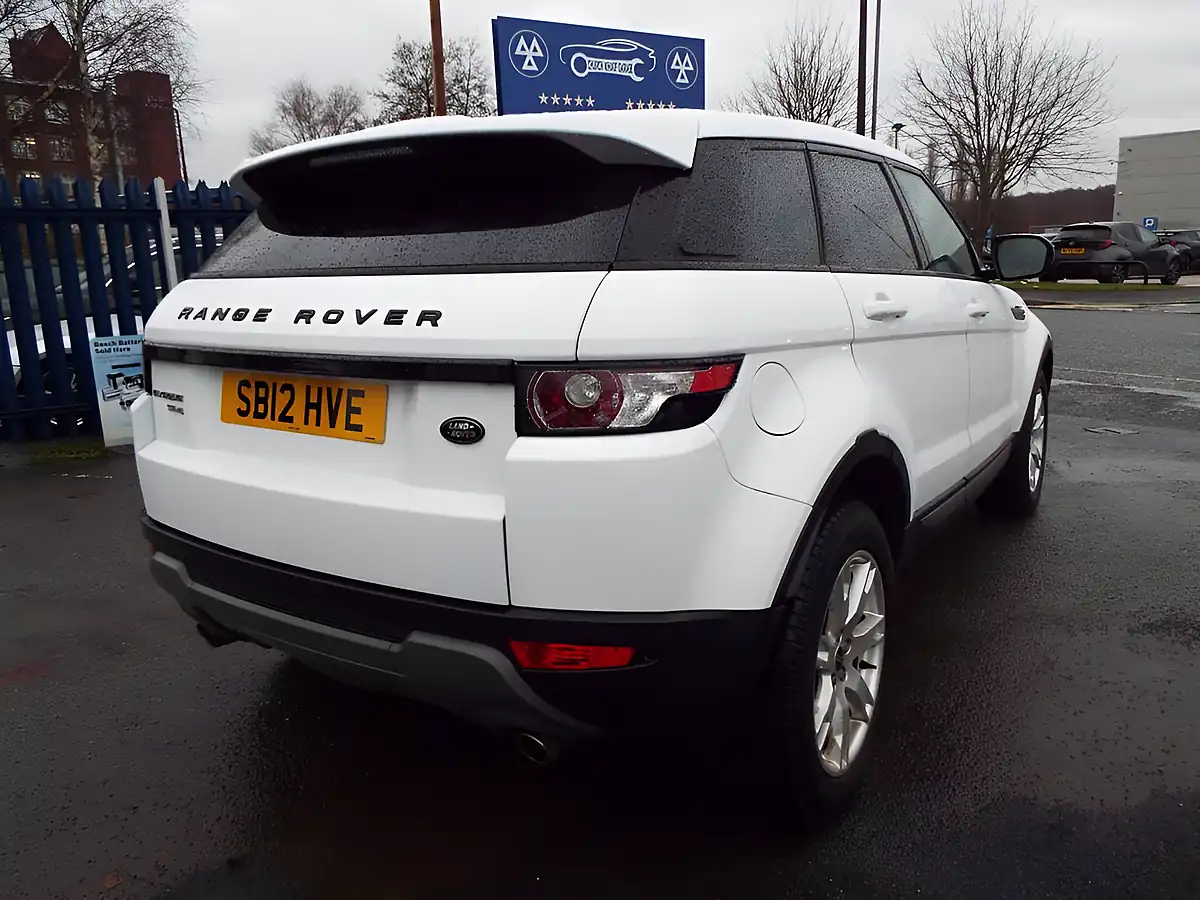 Used 2012 Land Rover Range Rover Evoque Pure White - Interior and Exterior details 8