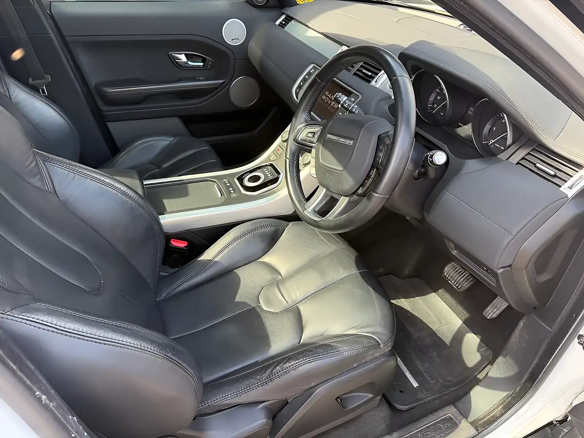 Used 2012 Land Rover Range Rover Evoque Pure White - Interior and Exterior details 13