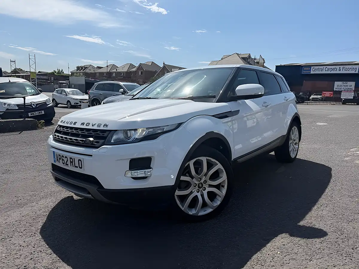 Used 2012 Land Rover Range Rover Evoque Pure White - Interior and Exterior details 20