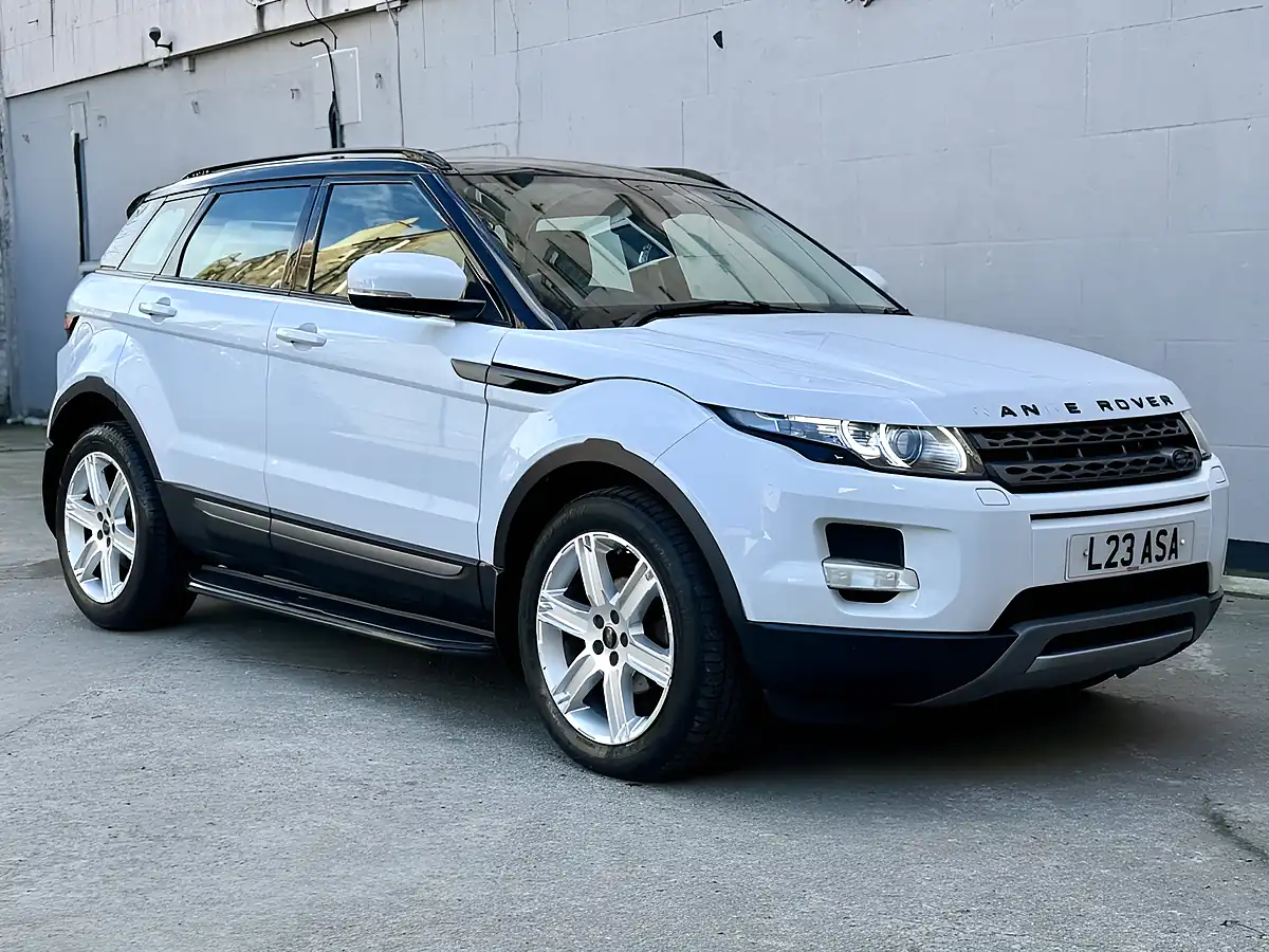 Used 2012 Land Rover Range Rover Evoque Pure White - Front View